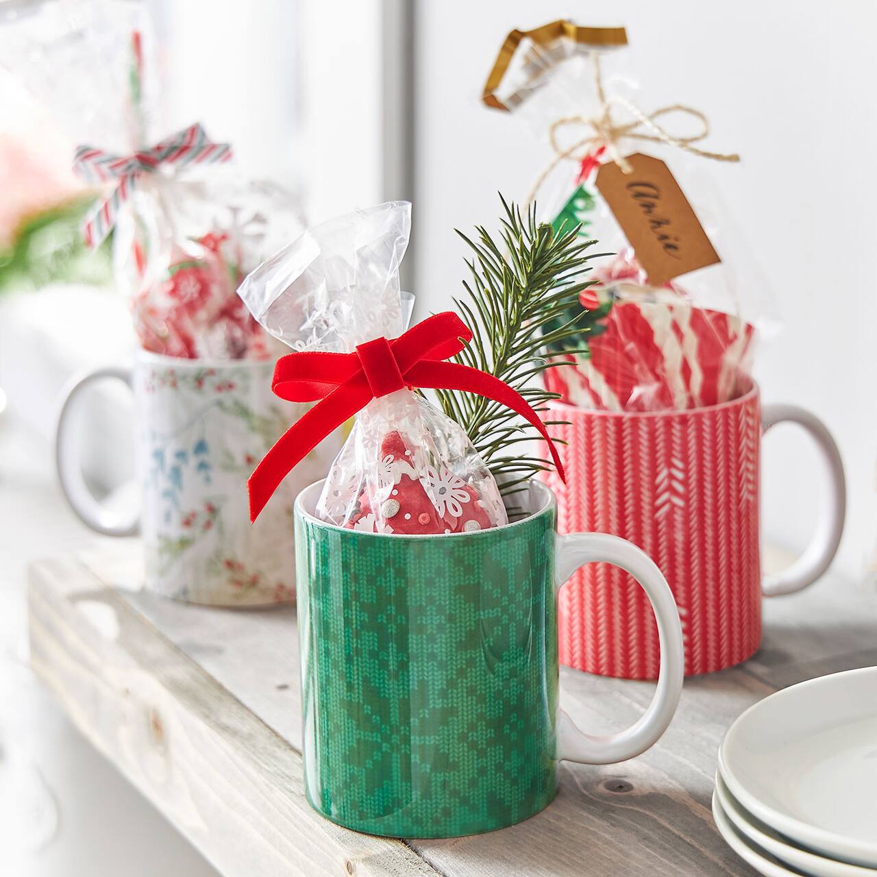 Christmas Cottage Pattern Ceramic Mugs